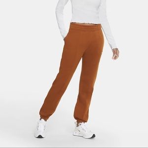 Nike ESSNTL FLC HR